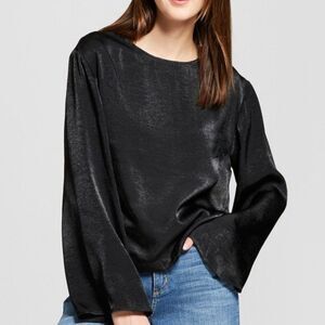 Mossimo Women’s Long Sleeve Open Back Blouse